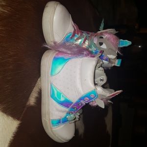 Girls Unicorn tennis shoes